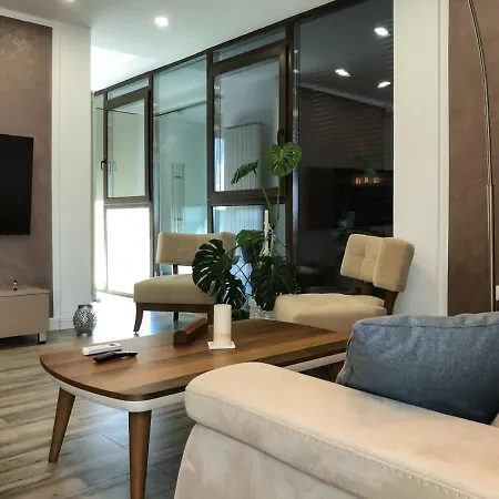 Deluxe View דירה